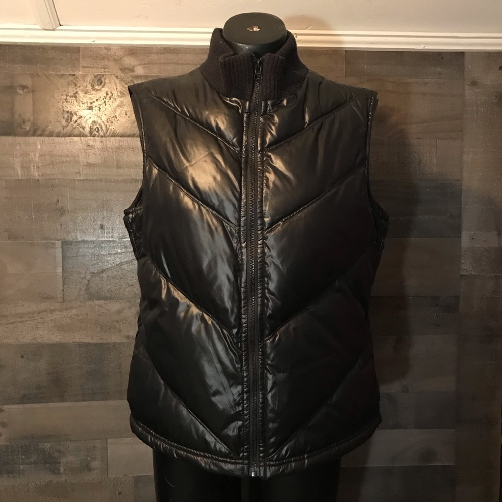 Old Navy Black Puffer Vest